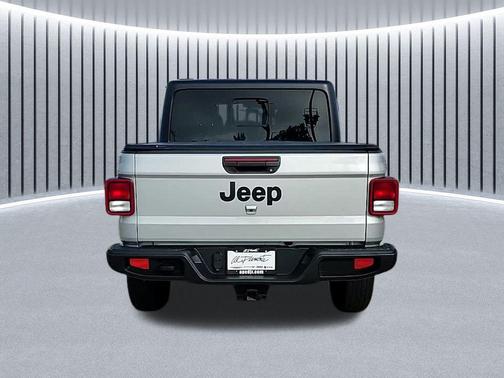 2022 Jeep Gladiator Sport S