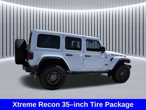 Bright White Clearcoat 2023 Jeep Wrangler Rubicon 392