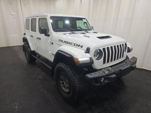 Bright White Clearcoat 2023 Jeep Wrangler Rubicon 392