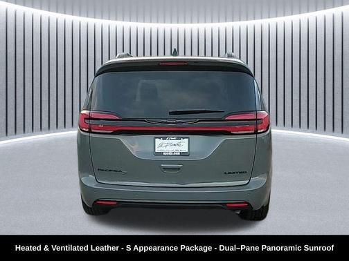 2025 Chrysler Pacifica Limited