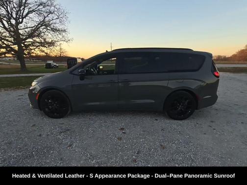 2025 Chrysler Pacifica Limited