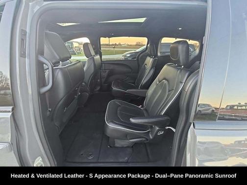 2025 Chrysler Pacifica Limited