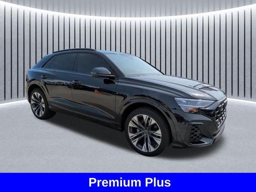 Mythos Black Metallic 2025 Audi Q8 55 Premium Plus