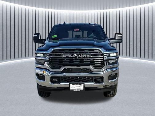 2025 RAM 2500 Tradesman Crew Cab 4x4 8' Box