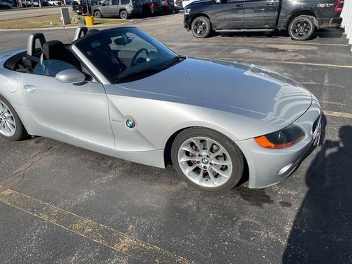 2003 BMW Z4 2.5i Roadster