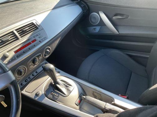 2003 BMW Z4 2.5i Roadster
