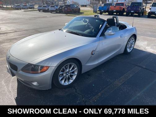 2003 BMW Z4 2.5i Roadster