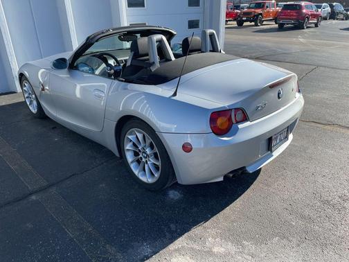 2003 BMW Z4 2.5i Roadster