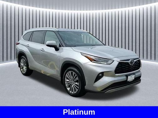 2023 Toyota Highlander Platinum