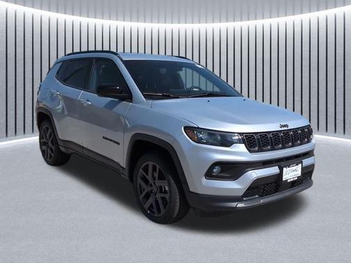 silver zynith metallic clearcoat 2026 Jeep Compass Latitude