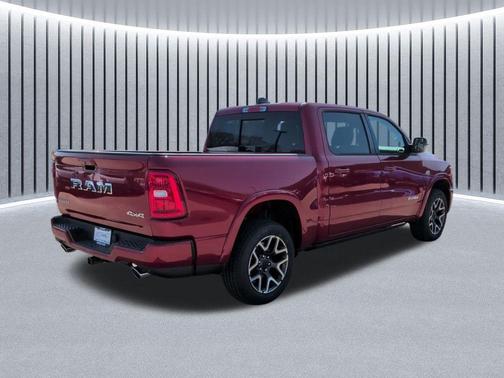 Molten Red Pearlcoat 2026 RAM 1500 Laramie