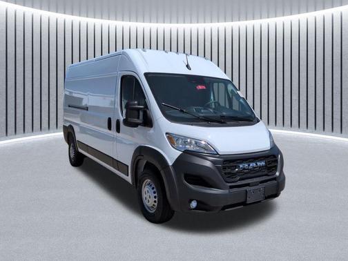 Bright White Clearcoat 2026 RAM ProMaster 2500 Tradesman