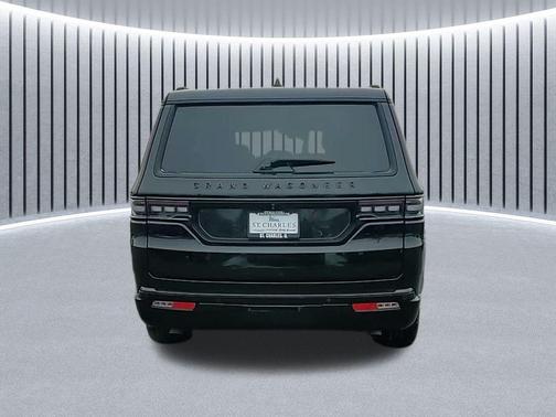 Diamond Black Crystal Pearlcoat 2024 Jeep Grand Wagoneer Series II 4x4