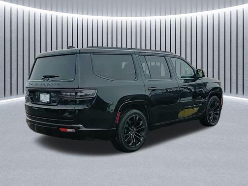 Diamond Black Crystal Pearlcoat 2024 Jeep Grand Wagoneer Series II 4x4
