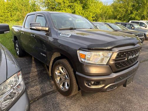 Granite Crystal Metallic Clearcoat 2022 RAM 1500 Big Horn/Lone Star