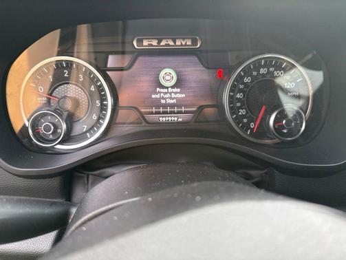 Granite Crystal Metallic Clearcoat 2022 RAM 1500 Big Horn/Lone Star