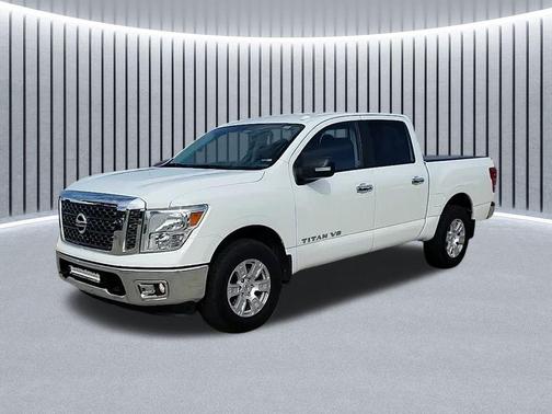 2018 Nissan Titan SV