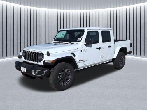 Bright White Clearcoat 2026 Jeep Gladiator Sahara 4x4