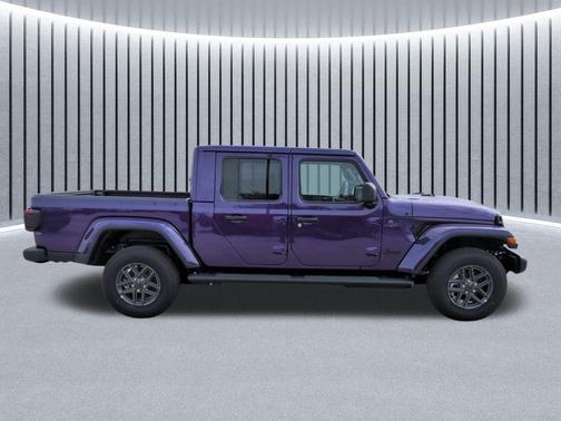 Reign 2026 Jeep Gladiator Sport S