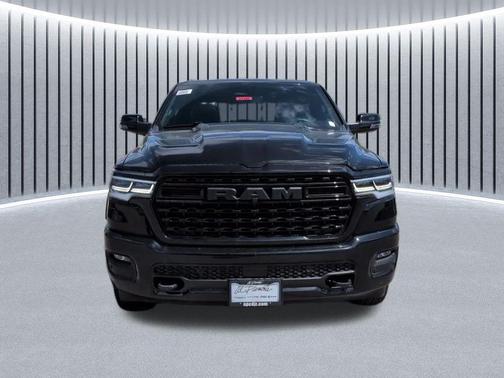 Diamond Black Crystal Pearlcoat 2026 RAM 1500 Limited