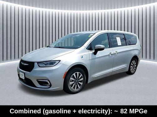 2023 Chrysler Pacifica Hybrid Limited