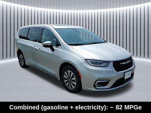 2023 Chrysler Pacifica Hybrid Limited
