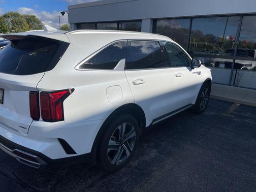 2023 Kia Sorento Plug-In Hybrid SX Prestige