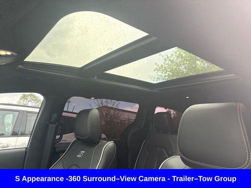 Velvet Red Pearlcoat 2023 Chrysler Pacifica Limited