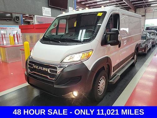 Bright White Clearcoat 2025 RAM ProMaster 2500 Base