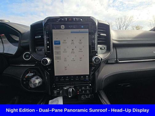 Bright White Clearcoat 2023 RAM 1500 Limited