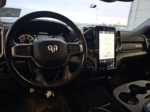 2024 RAM 2500 Laramie Crew Cab 4x4 6'4' Box