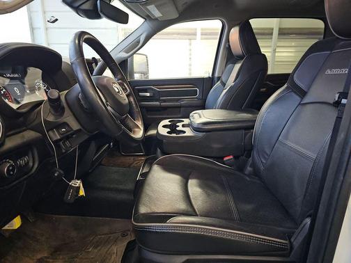 2024 RAM 2500 Laramie Crew Cab 4x4 6'4' Box