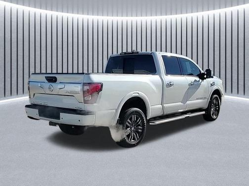 2022 Nissan Titan XD Platinum Reserve