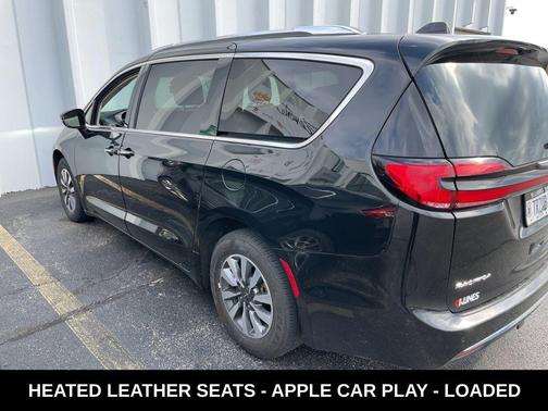 2021 Chrysler Pacifica Touring L