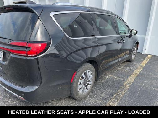 2021 Chrysler Pacifica Touring L