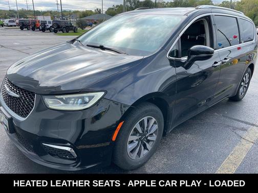 2021 Chrysler Pacifica Touring L
