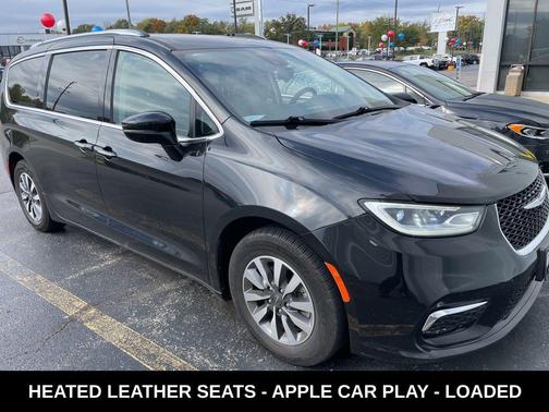 2021 Chrysler Pacifica Touring L