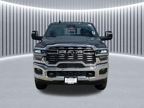 2025 RAM 2500 Tradesman Crew Cab 4x4 8' Box