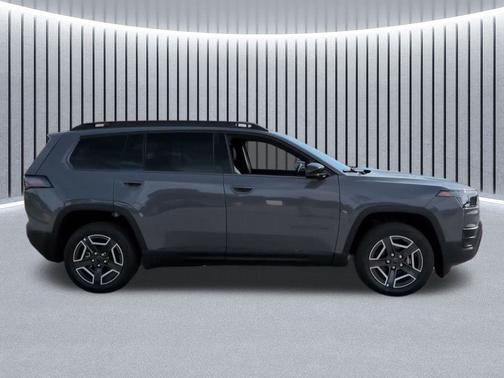 Sting-Gray Clearcoat 2026 Jeep Cherokee Limited