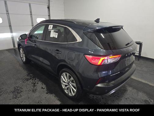 2022 Ford Escape Titanium