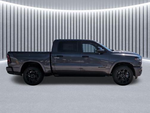 Granite Crystal Metallic Clearcoat 2026 RAM 1500 Laramie