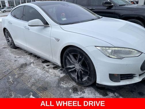 2015 Tesla Model S 70D