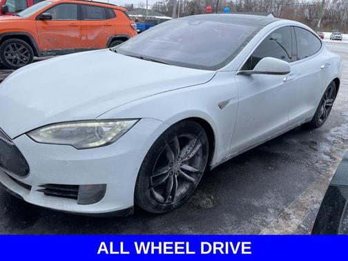 2015 Tesla Model S 70D