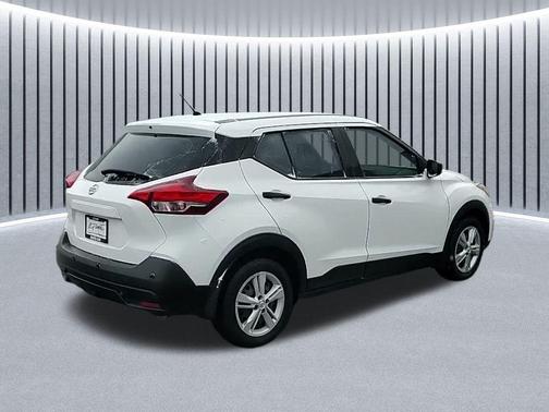 2020 Nissan Kicks S