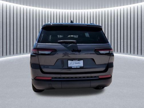 Baltic Gray Metallic Clearcoat 2026 Jeep Grand Cherokee L Limited