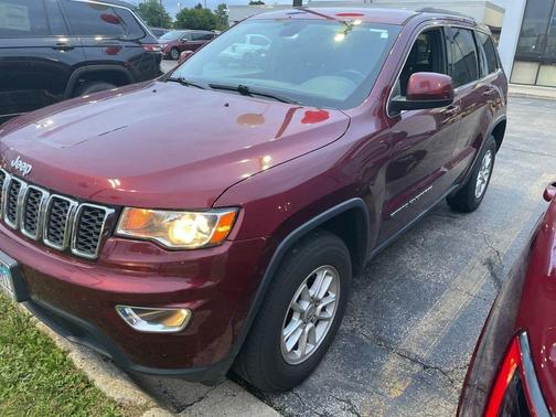2020 Jeep Grand Cherokee Laredo