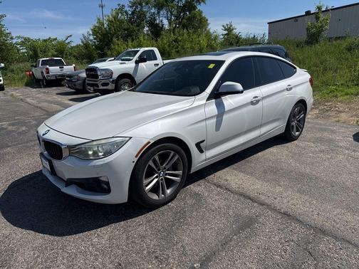 White Metallic 2016 BMW 335 Gran Turismo xDrive