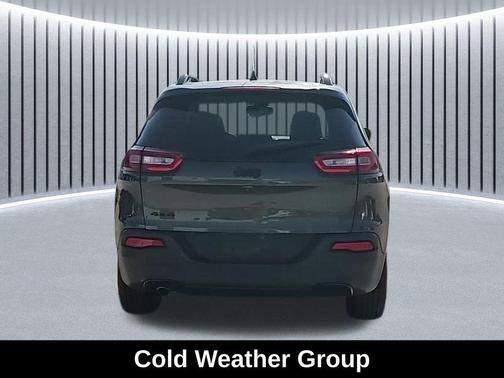 2016 Jeep Cherokee Altitude