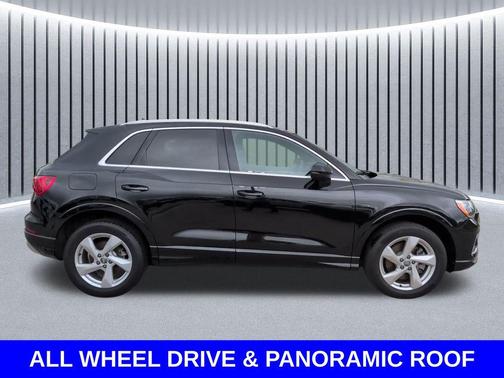 Mythos Black Metallic 2020 Audi Q3 45 Premium