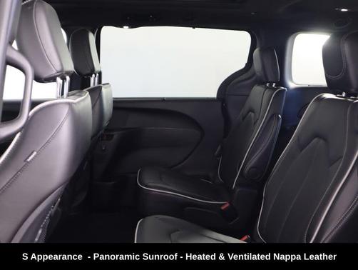 2025 Chrysler Pacifica Limited